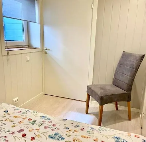 Koselig Kjeller Lejlighed *